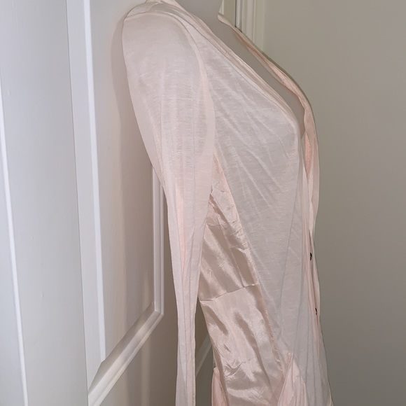 NWT light pink cardigan. Size small - Picture 5 of 9